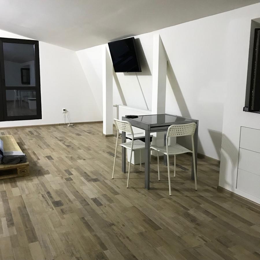 Central Park Studios 布加勒斯特 外观 照片